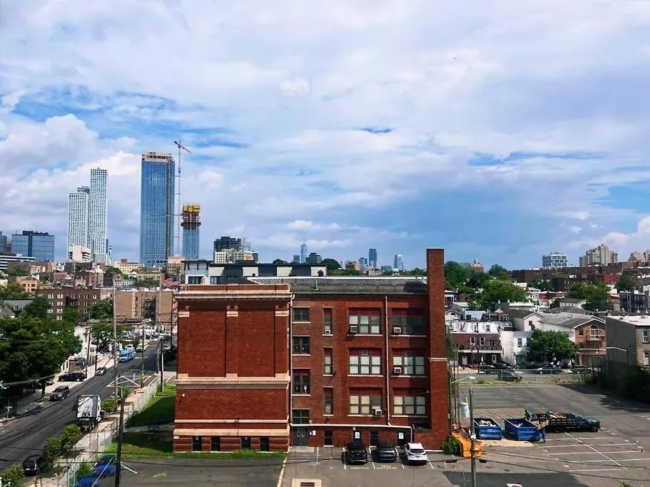 Spacious & Stylish 2Br 2Ba - Easy Nyc Commute Jersey City Apartment
