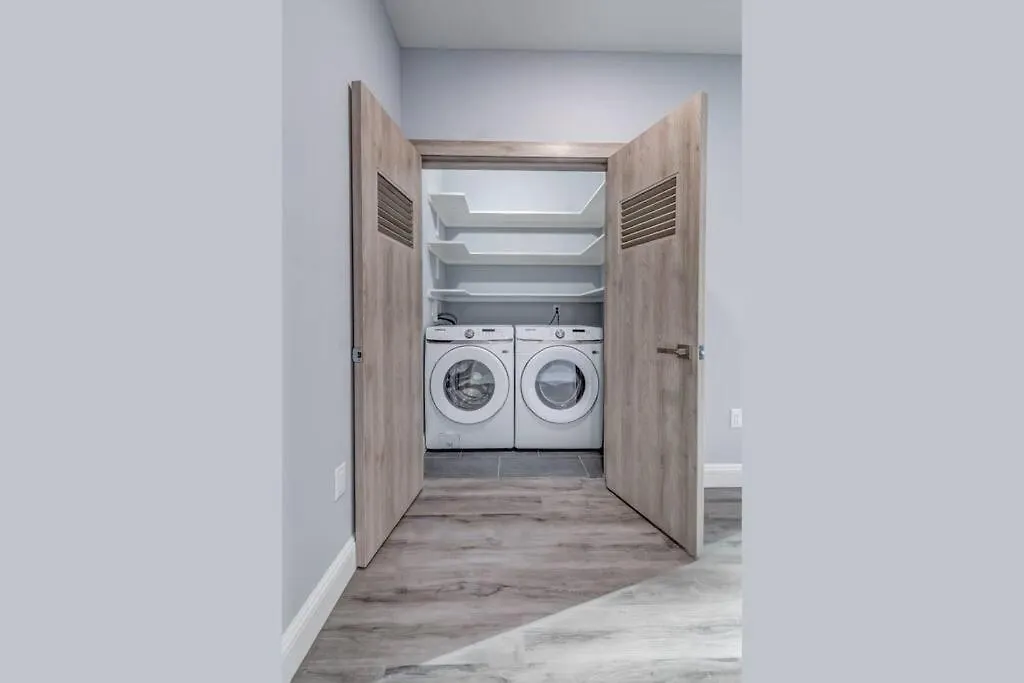 Apartment Spacious & Stylish 2Br 2Ba - Easy Nyc Commute Jersey City