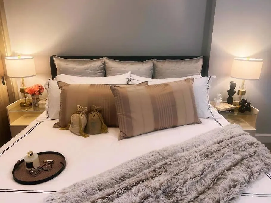 Spacious & Stylish 2Br 2Ba - Easy Nyc Commute Jersey City